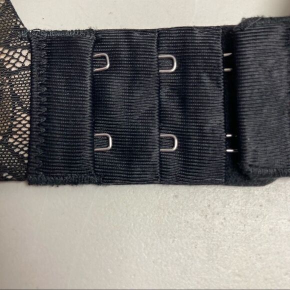 AMBRIELLE Tan‎ with Black lace Bra Size 36DD Wire Free - Picture 4 of 9